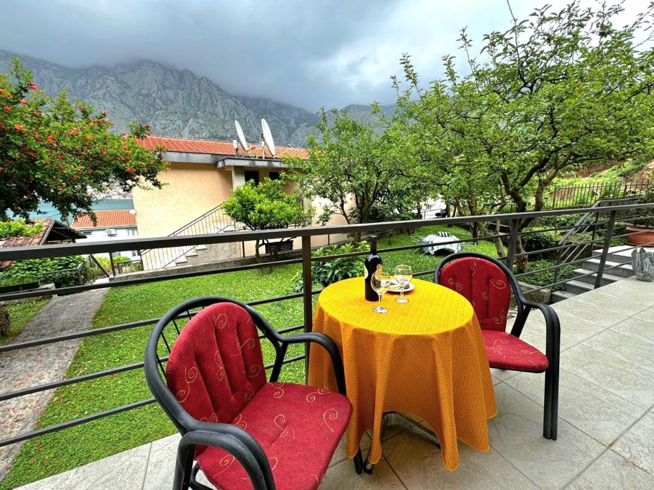 Apartments Andrija Kotor Buitenkant foto