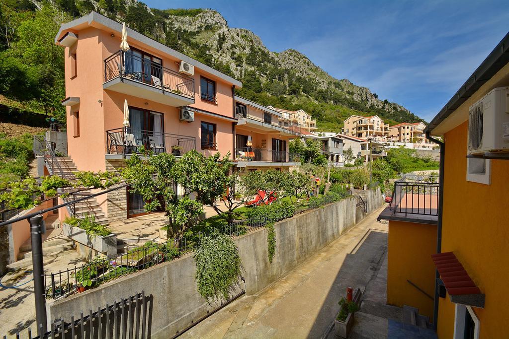 Apartments Andrija Kotor Buitenkant foto